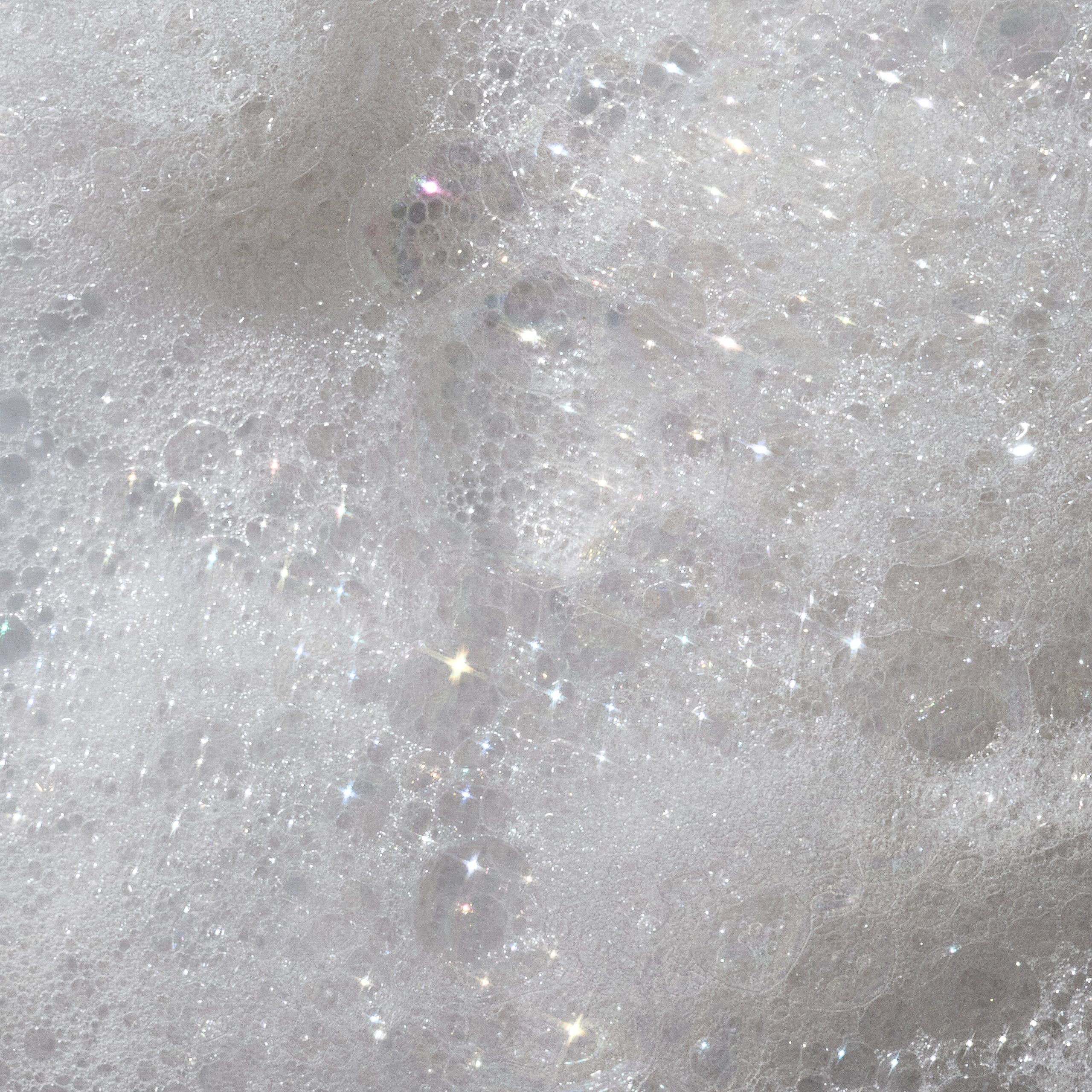 Raspberry Fizz Foaming Gel Wash - Image 5
