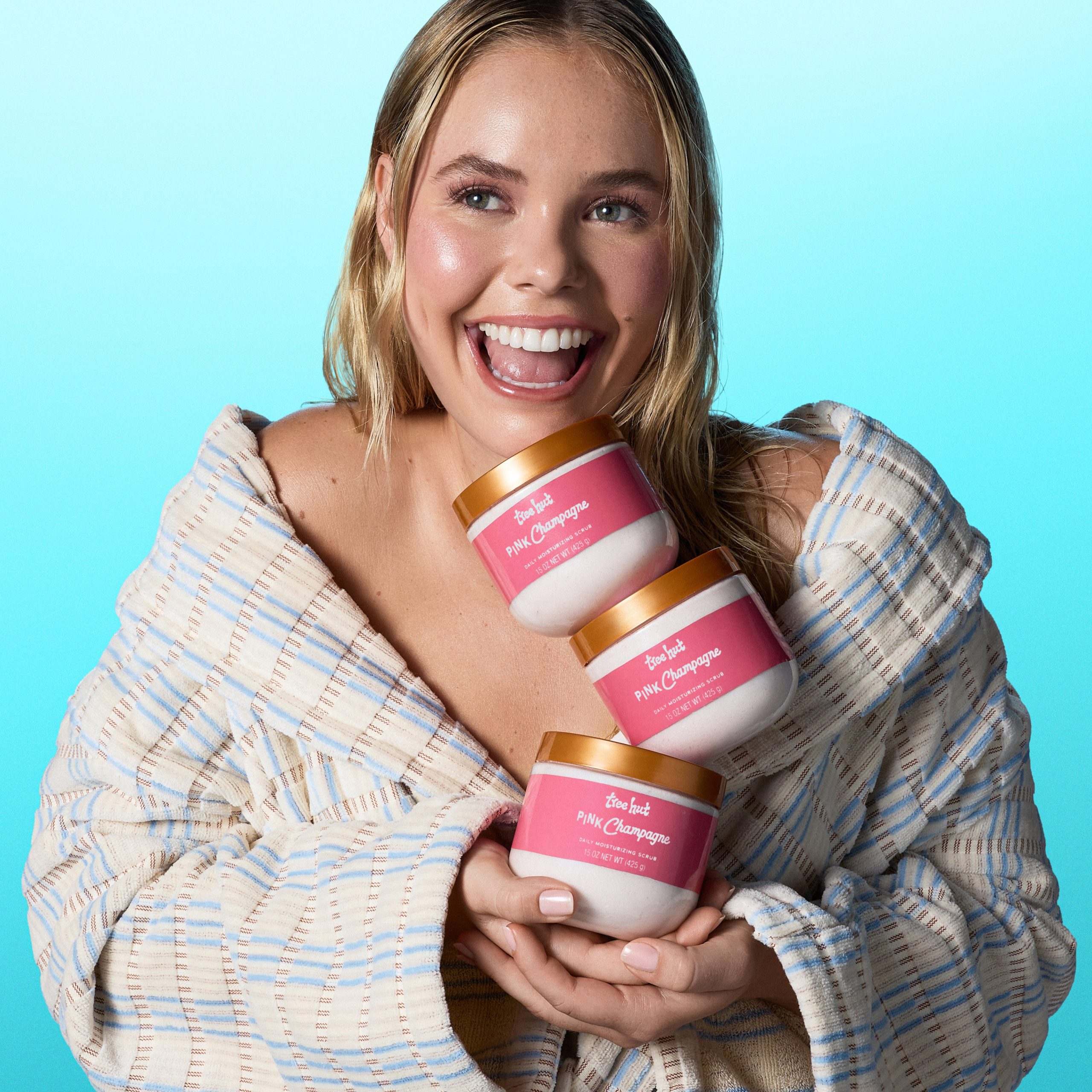 Pink Champagne Daily Moisturizing Scrub - Image 2