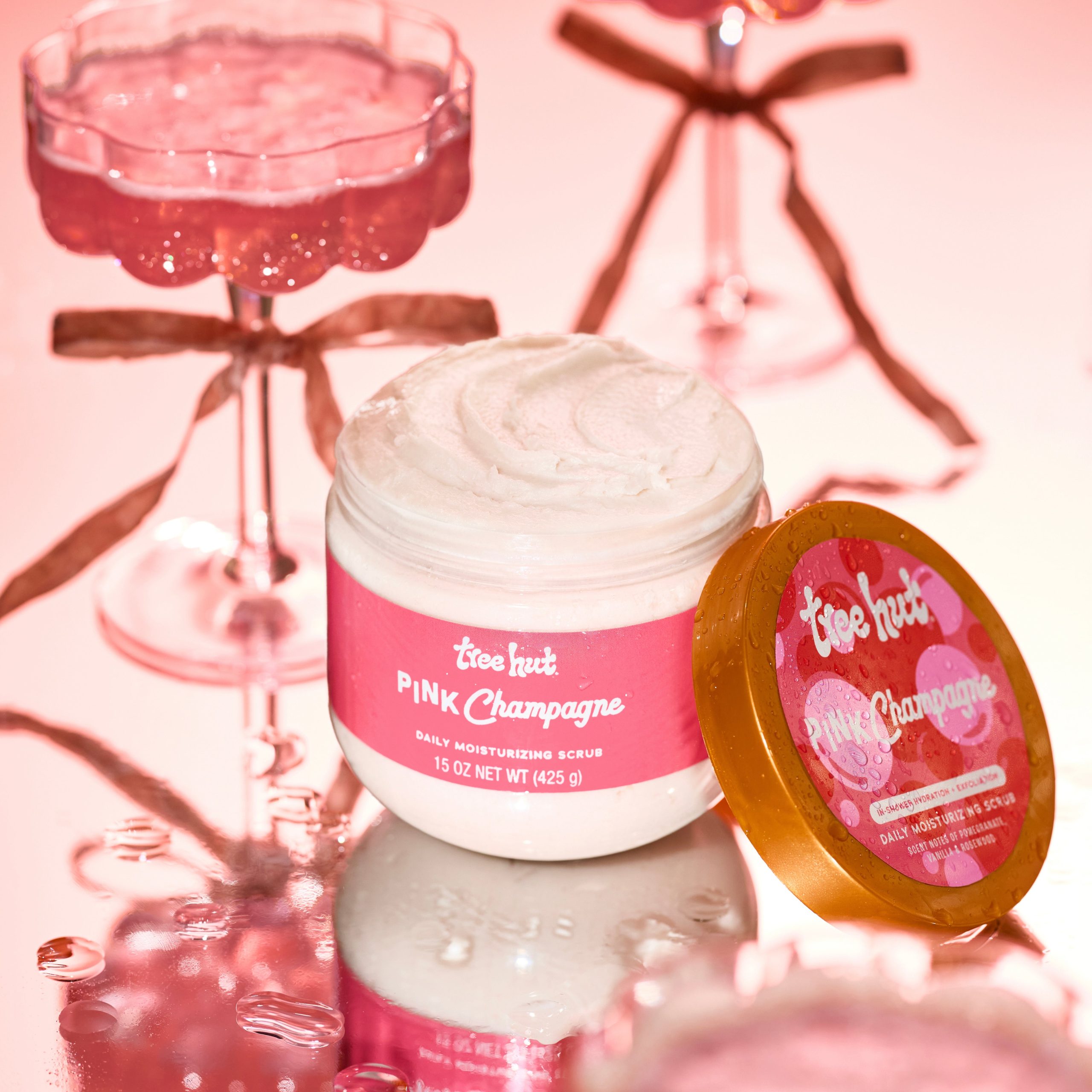 Pink Champagne Daily Moisturizing Scrub - Image 6