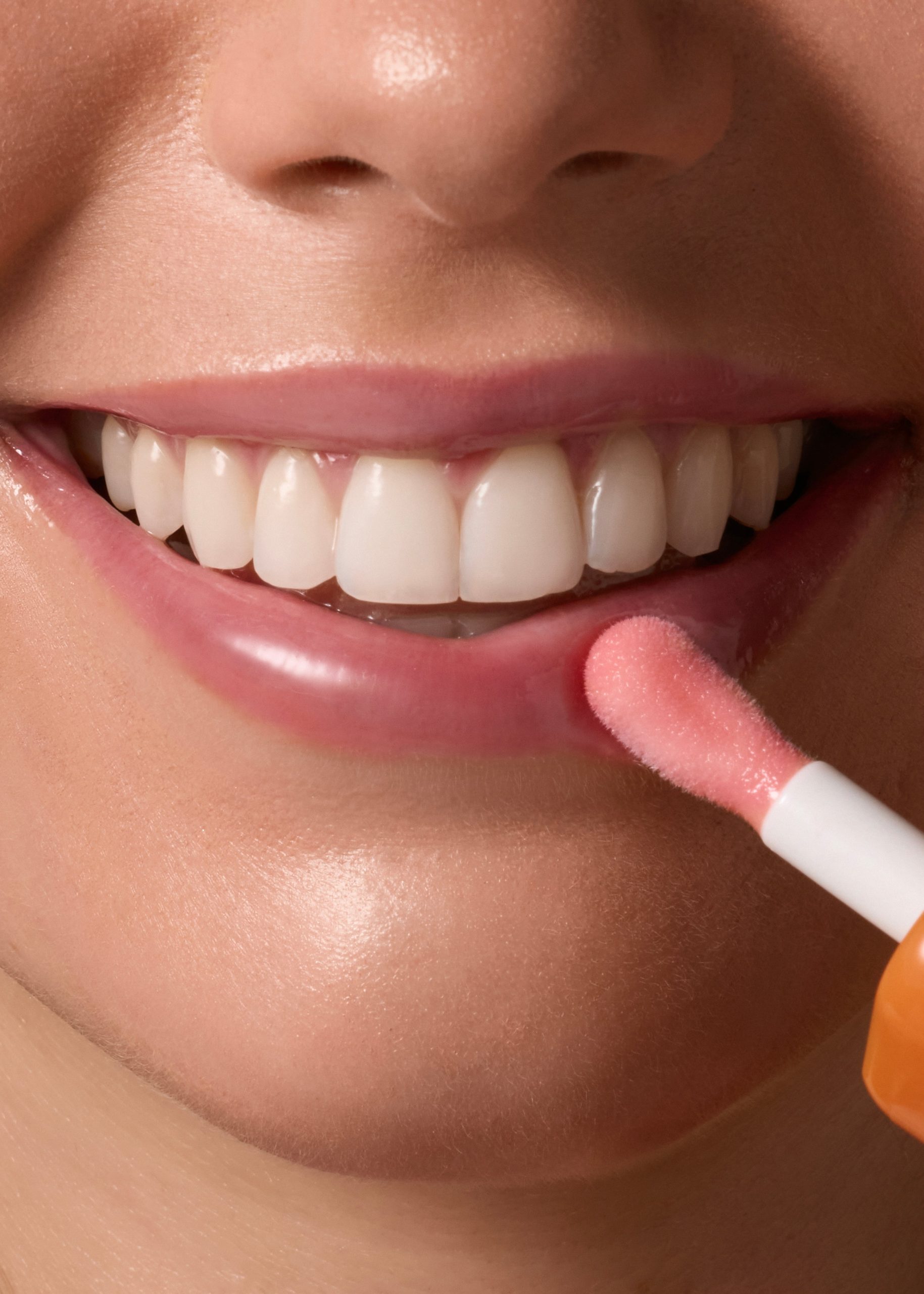 Strawberry Lip Oil - Image 3